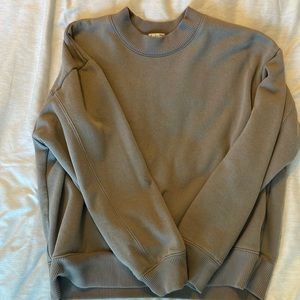 Collared cropped sweatshirt